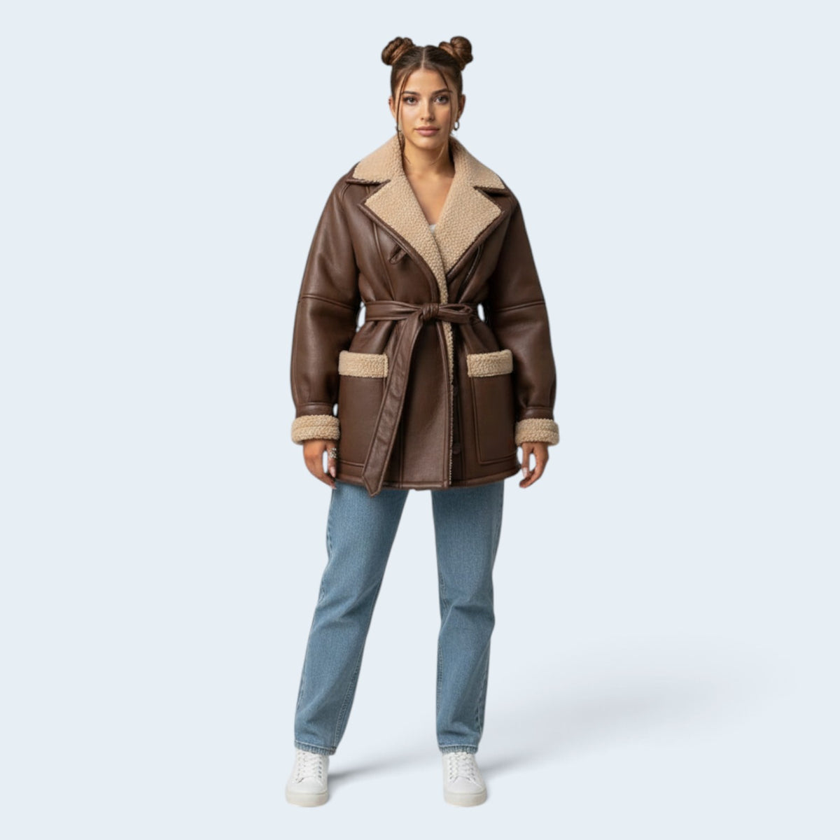 Manteau mi-long effet cuir doublé façon mouton – Esprit aviateur et ceinture ajustable
