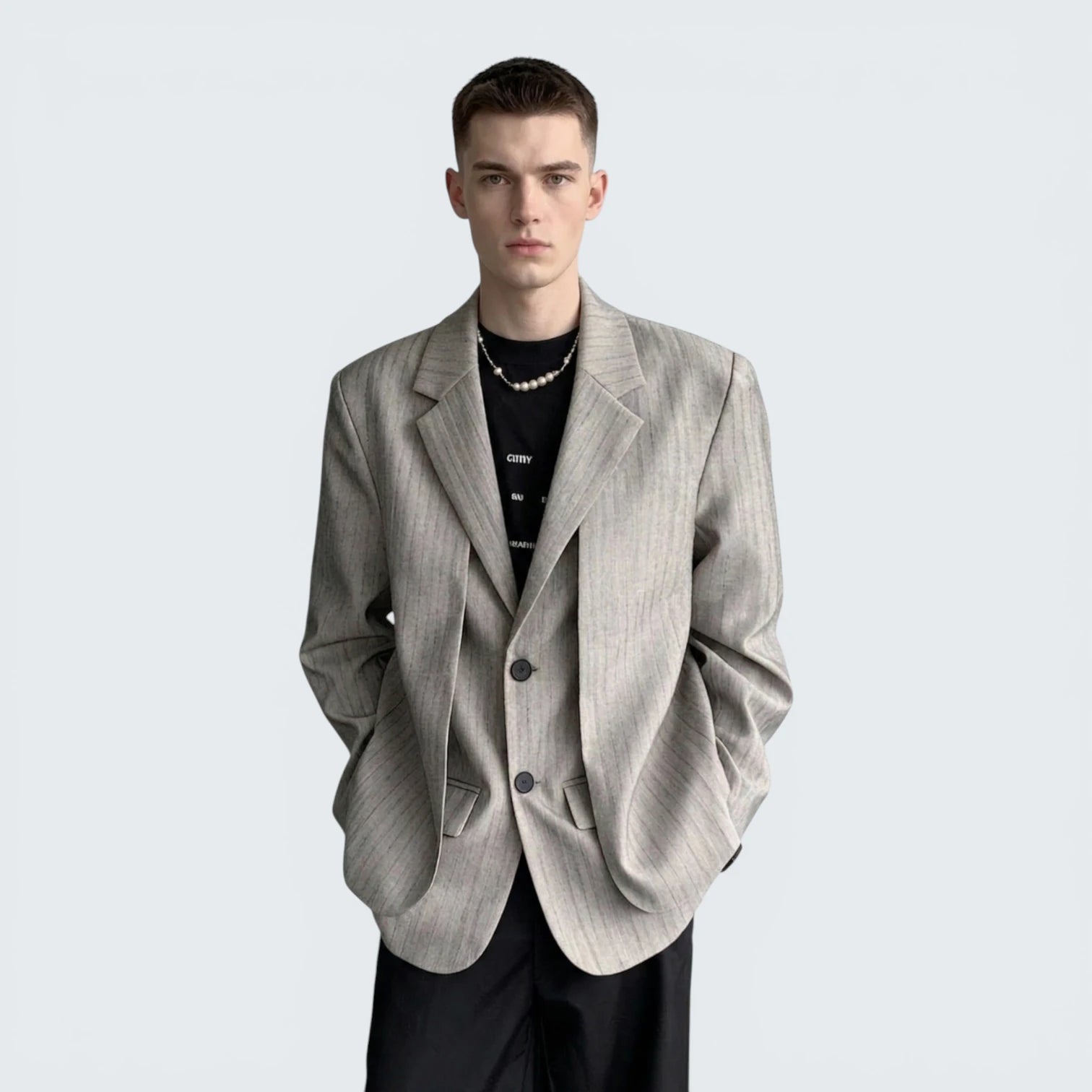 Veste de Costume à Rayures Fines – Design Innovant Effet Deux Pièces
