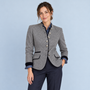 Blazer gris porté de face