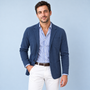 Blazer bleu porté de face