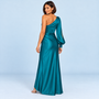 Robe longue asymétrique turquoise, vue de dos sur modèle
