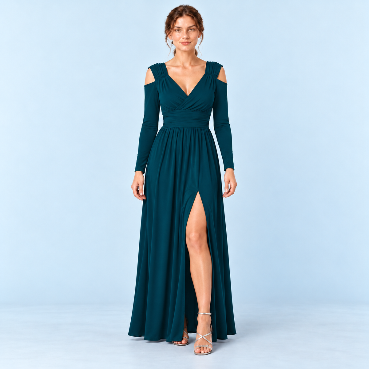 Robe longue vert pétrole à col croisé et épaules ajourées, vue de face