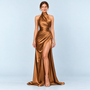 Robe satinée drapée marron cuivré, vue de face sur modèle