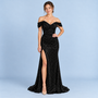 Robe noire portée de face