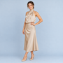 Robe satinée vue de trois quarts