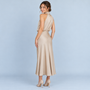 Robe satinée vue de dos