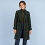 Manteau vert à carreaux — face avec mannequin