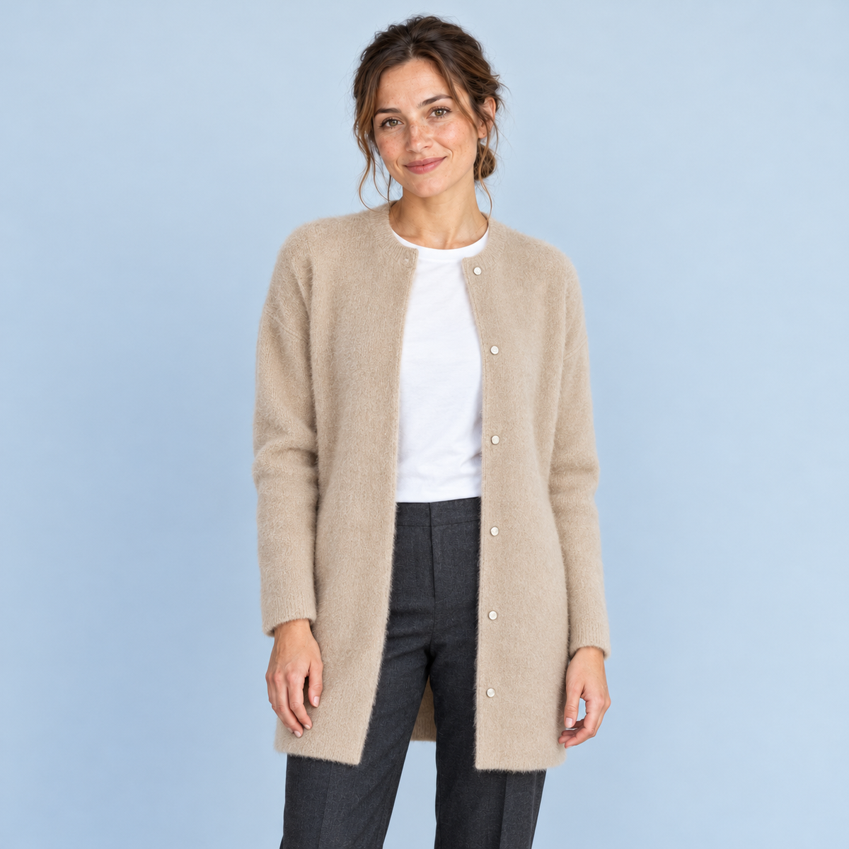 Veste à col rond Savrille — beige, vue de face avec mannequin