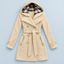 Manteau croisé femme beige présenté à plat, face