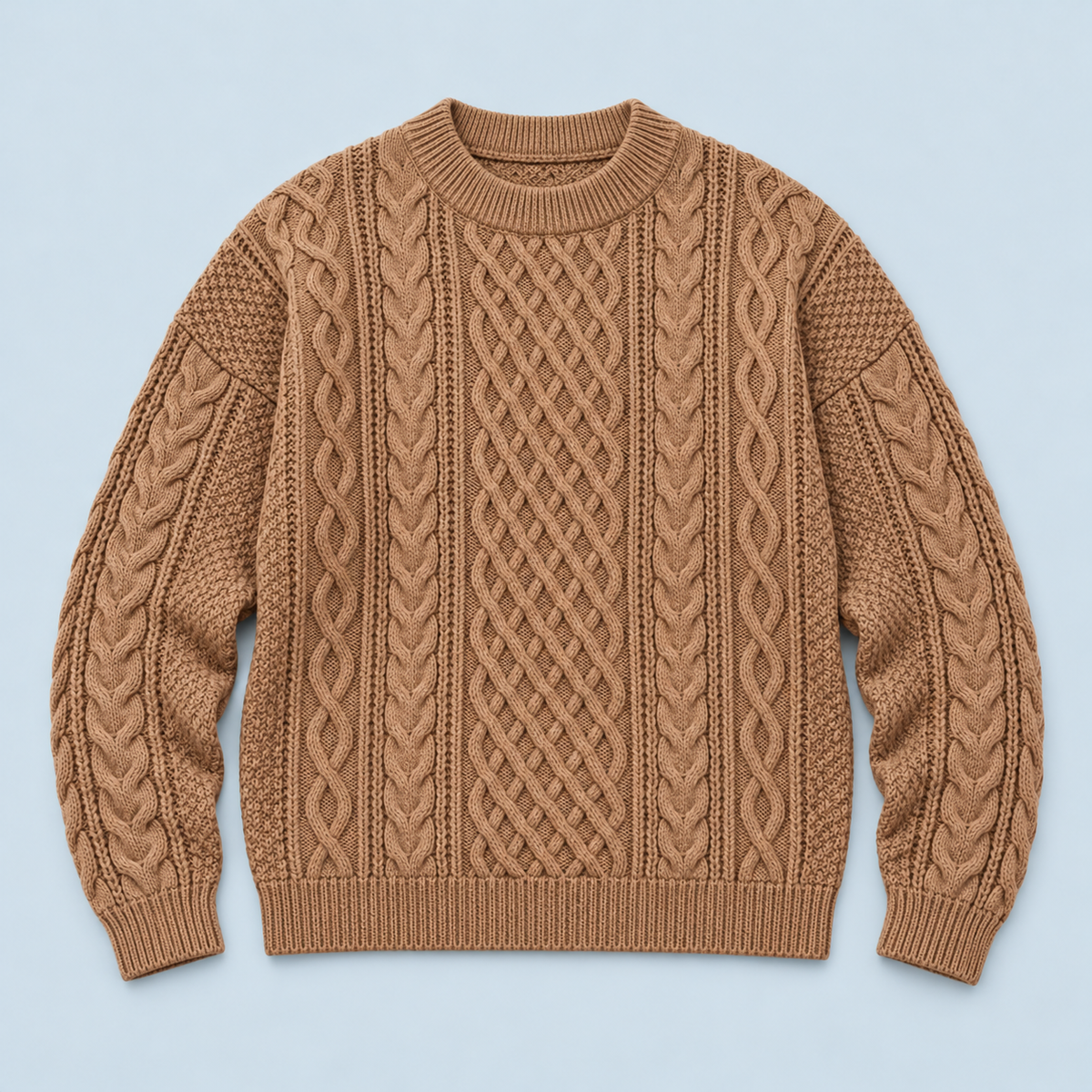 Pull ample homme marron posé à plat au sol, vue de face
