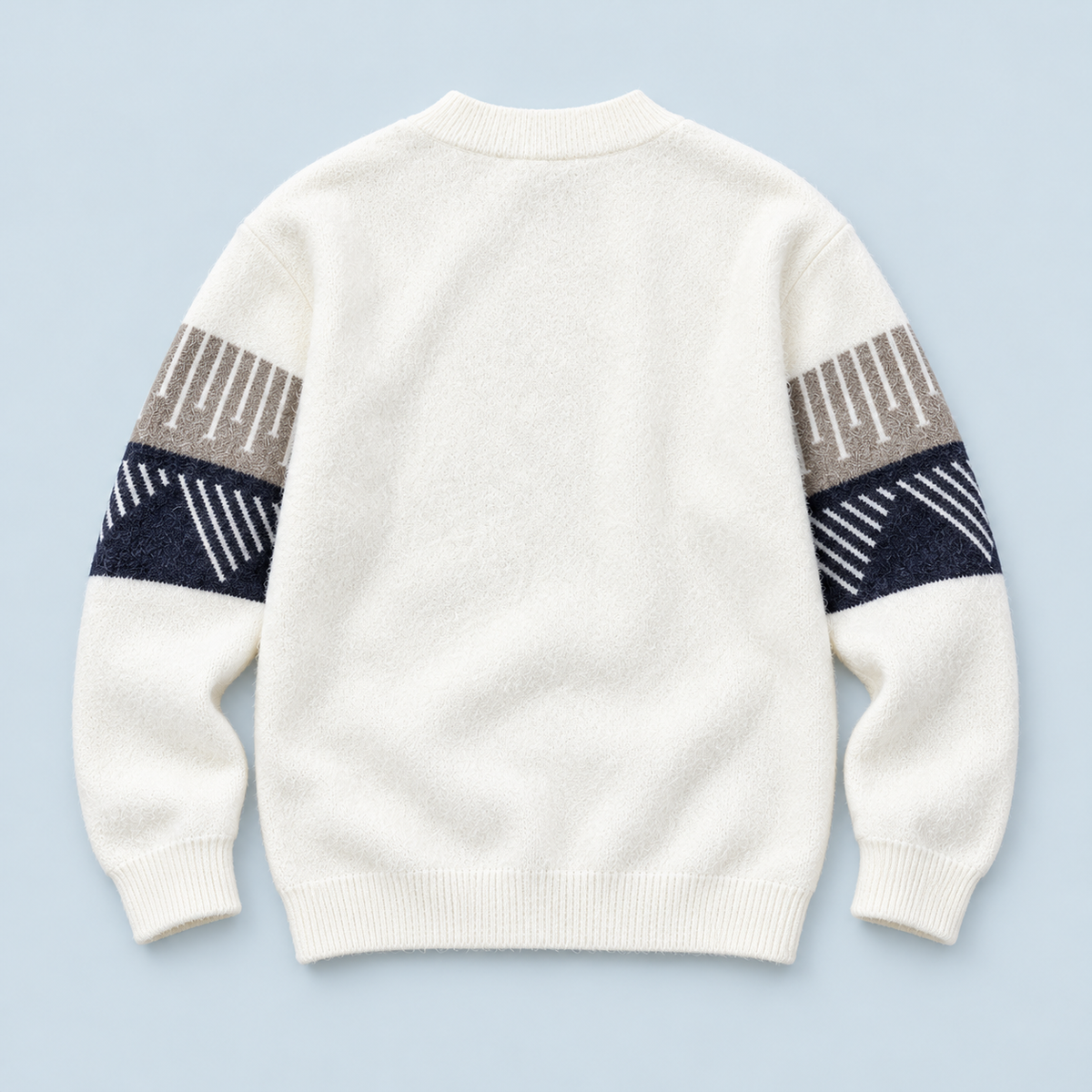 Pull homme en maille à motif géométrique et col rond — blanc flatlay dos