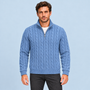 Pull torsadé homme bleu clair à col camionneur zippé, vue de face