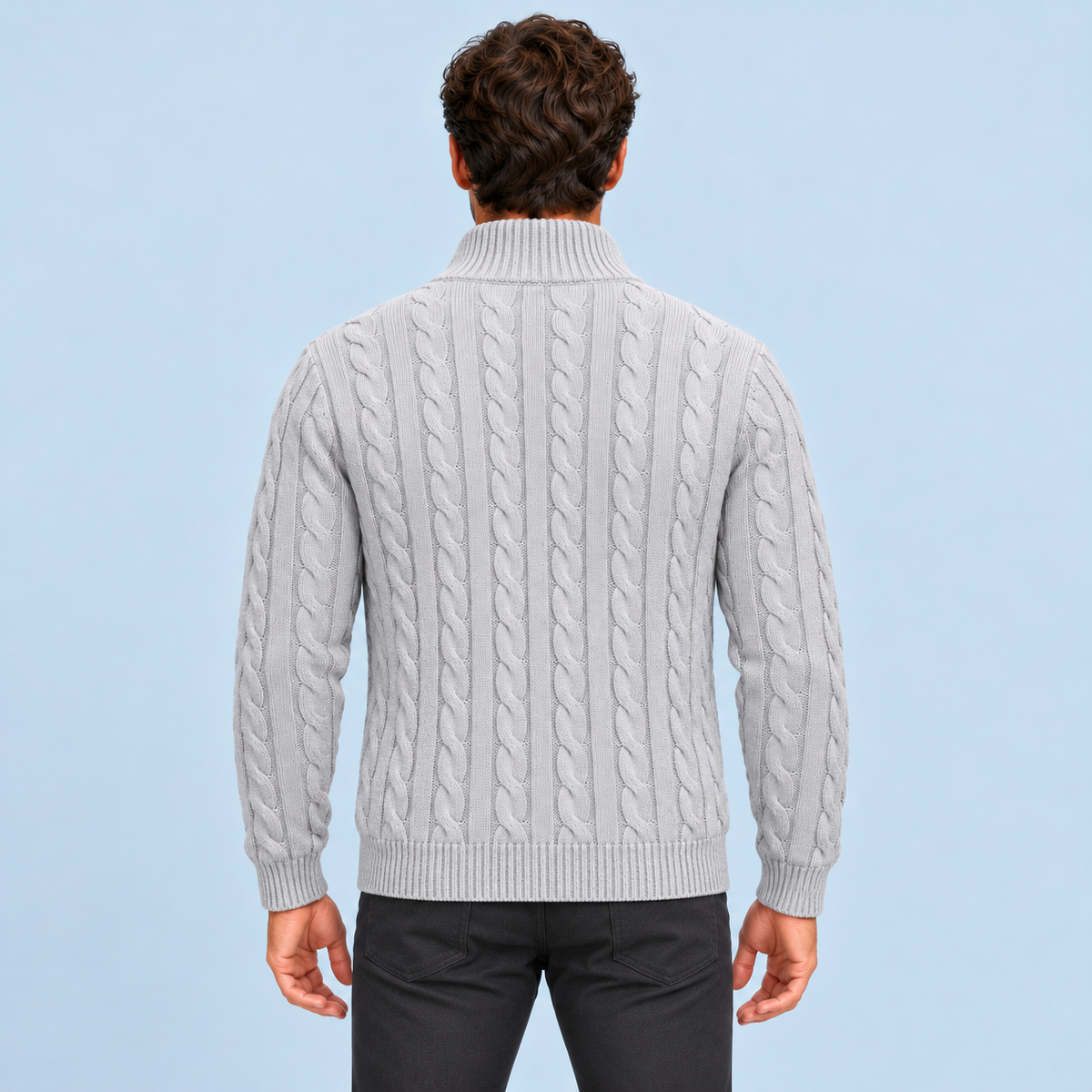 Pull torsadé homme gris à col camionneur zippé, vue de dos