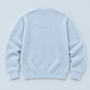 Pull homme en maille duveteuse à motifs géométriques — bleu-clair-plat-dos — dos reconstitué — détails à vérifier