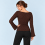 Top femme texturé à manches longues marron foncé — dos